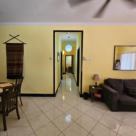 Marina-A38 Kk Centre Homestay Kota Kinabalu Exterior photo