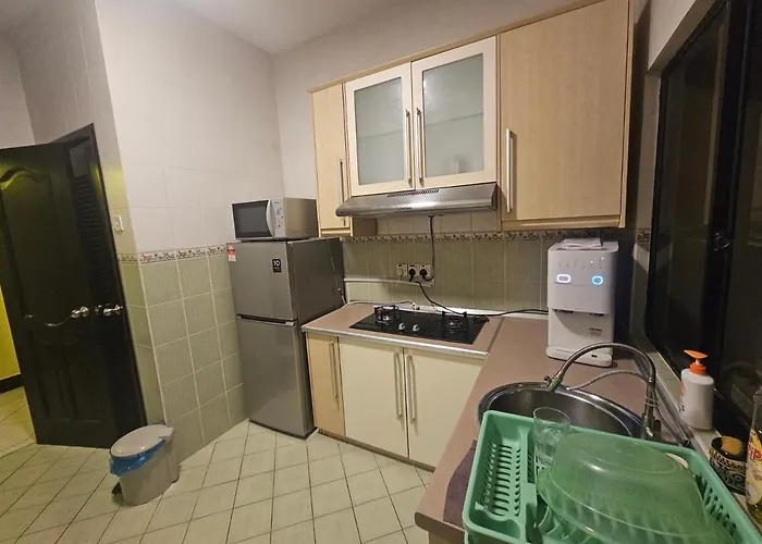 Marina-A38 Kk Centre Homestay